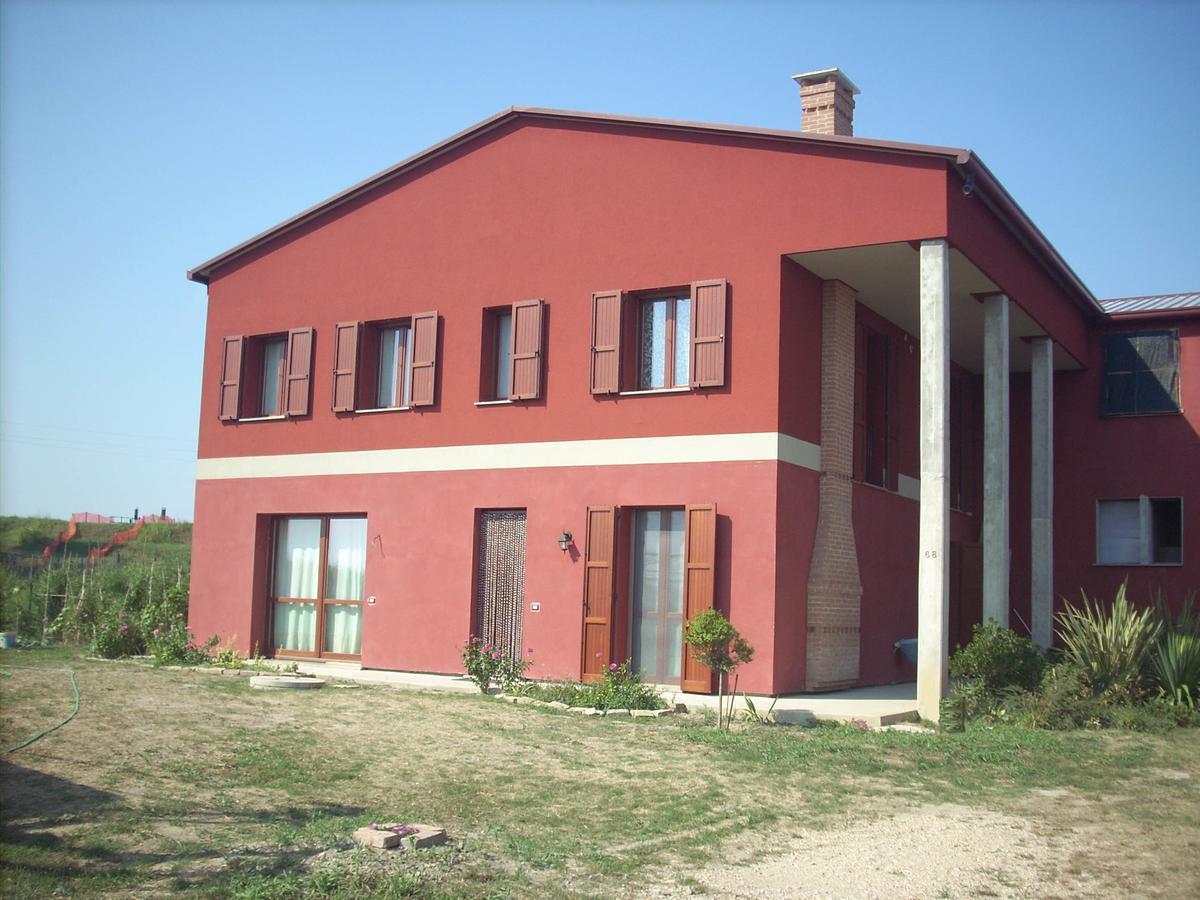 B&B Da Toni Taglio di Po Eksteriør billede
