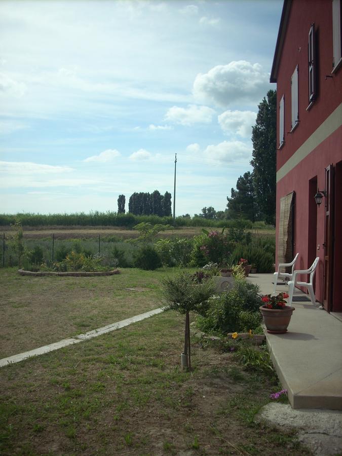 B&B Da Toni Taglio di Po Eksteriør billede
